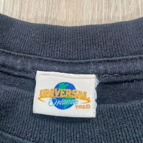 Vintage Universal Studios The Grinch T-Shirt TV Show Size Small Black Green - Picture 2 of 6